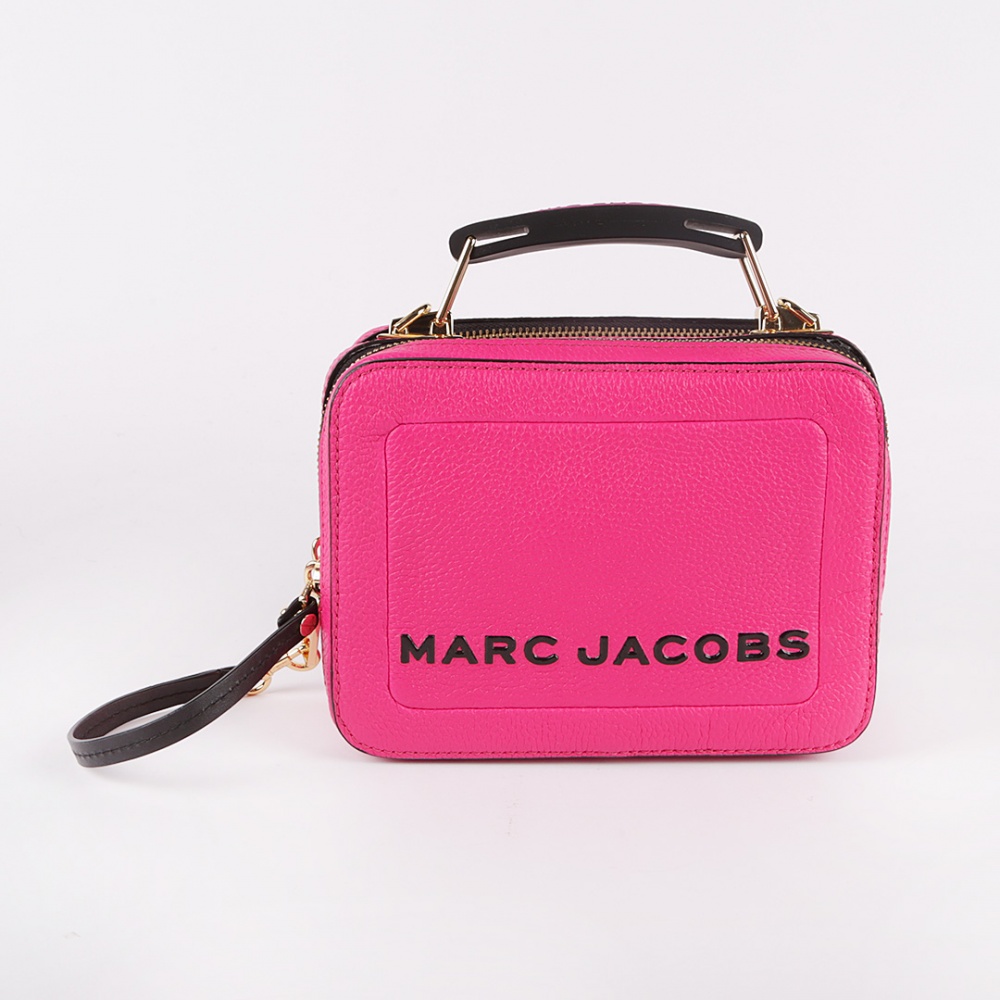 Marc Jacobs .M0014840 671